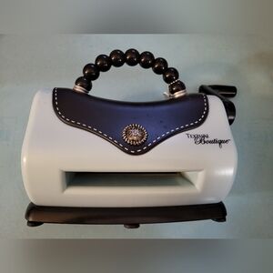 Sissix Texture Boutique Embossing Machine Baby Blue Purse style